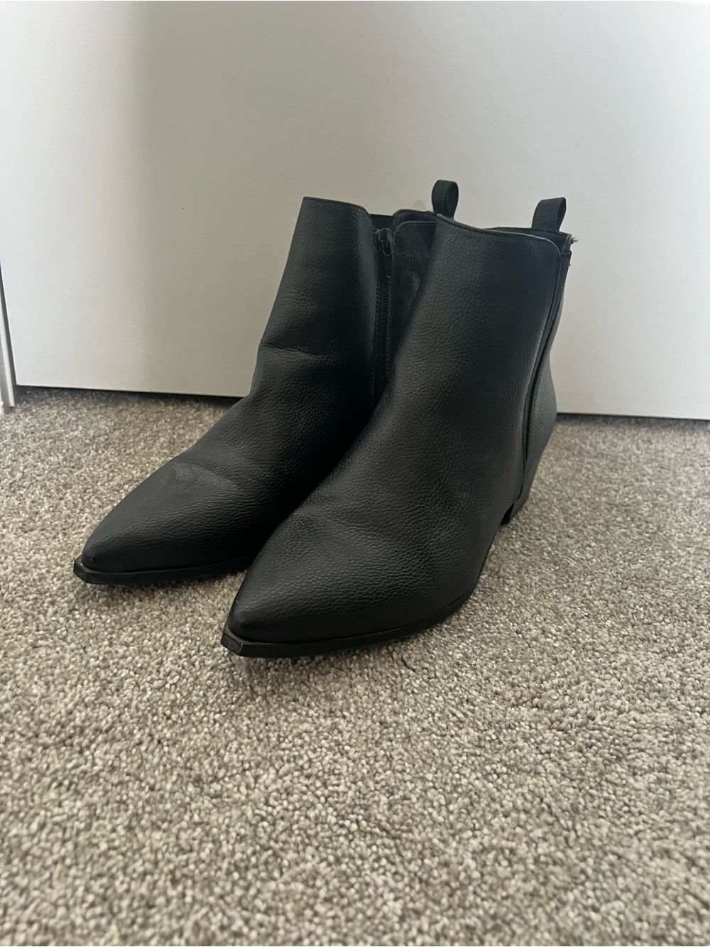 Nasty Gal Get a Move On Chelsea Boots Sz9/40